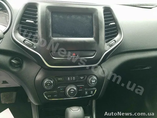 2019 Jeep Cherokee — фото 4 (manheim)
