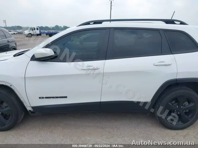 2021 Jeep Cherokee — фото 14 (iaai)