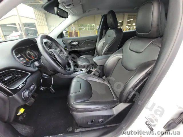2021 Jeep Cherokee — фото 12 (manheim)