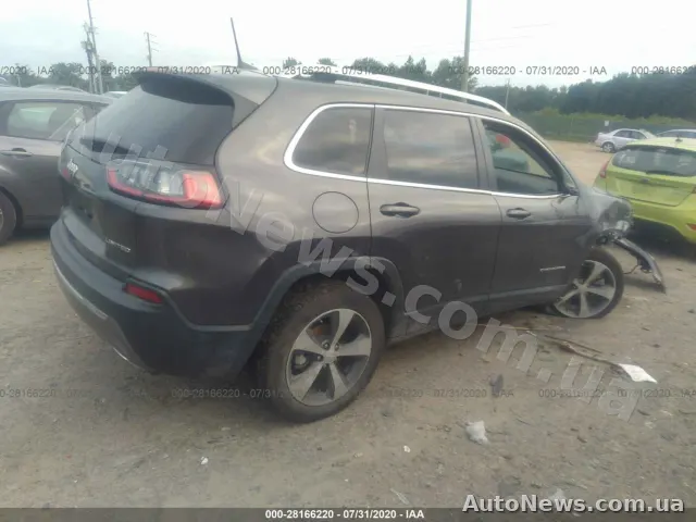 2019 Jeep Cherokee — zdjęcie 4 (iaai)