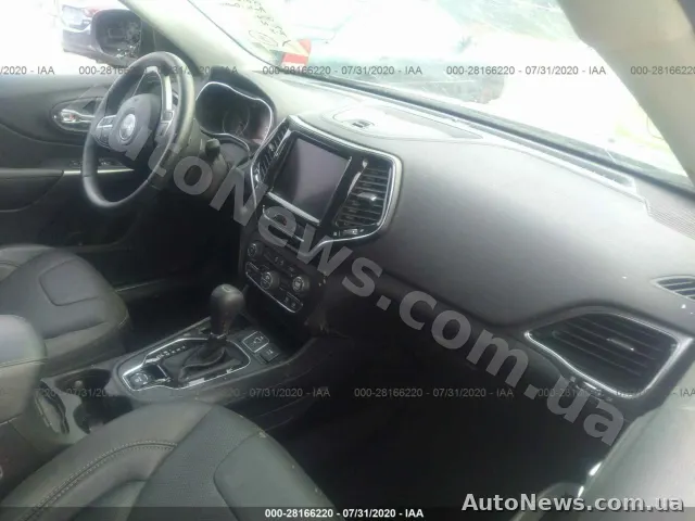 2019 Jeep Cherokee — zdjęcie 5 (iaai)