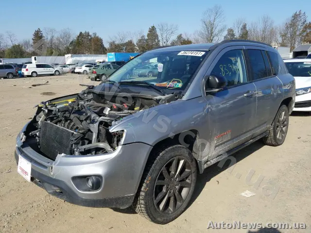 2016 Jeep Compass — photo 2 (copart)