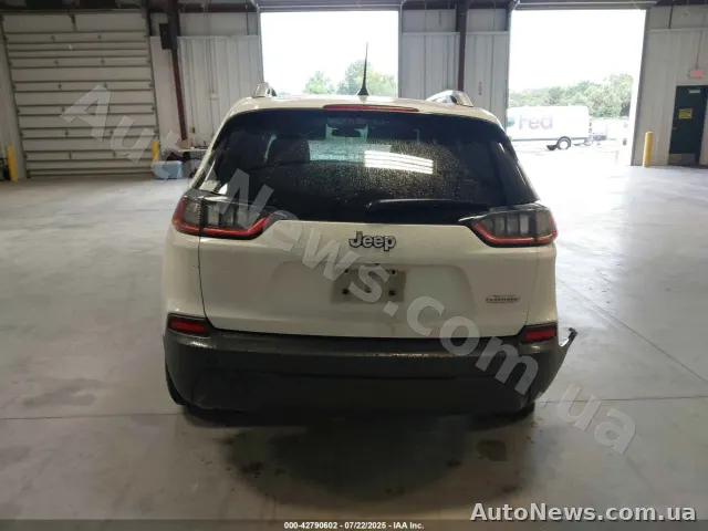 2019 Jeep Cherokee — фото 16 (iaai)