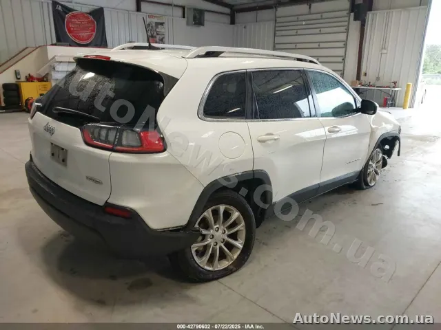 2019 Jeep Cherokee — фото 4 (iaai)
