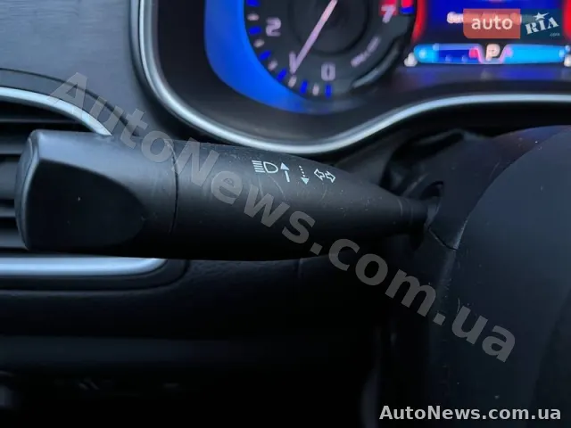 2015 Chrysler 200, VIN 1C3CCCAB4FN708161, nr rej. КА6642ІО — zdjęcie 19 (autoria)