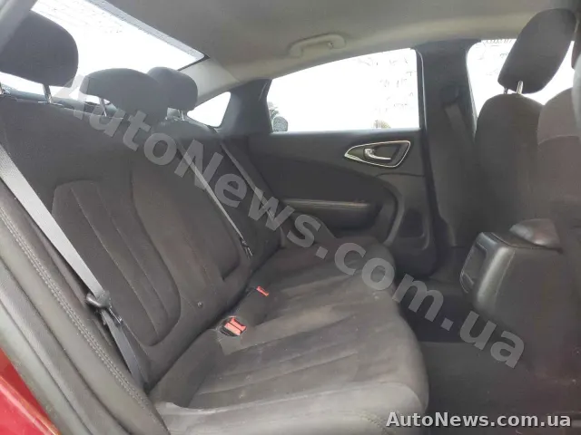2015 Chrysler 200, VIN 1C3CCCAB4FN708161, nr rej. КА6642ІО — zdjęcie 6 (copart)