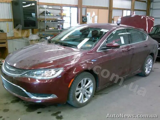 2015 Chrysler 200, VIN 1C3CCCAB4FN708161, nr rej. КА6642ІО — zdjęcie 1 (manheim)