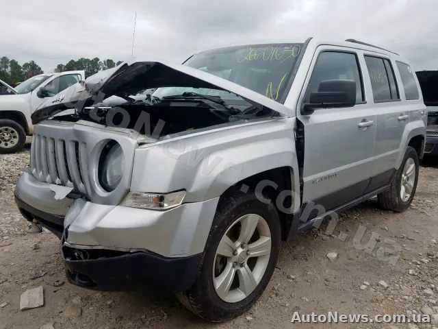 2013 Jeep Patriot — photo 2 (copart)