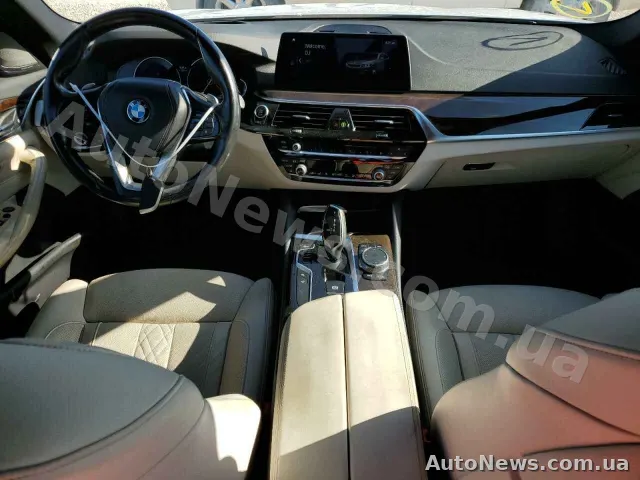 2018 BMW 5 Series — фото 8 (copart)