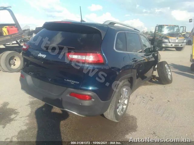 2018 Jeep Cherokee — zdjęcie 4 (iaai)
