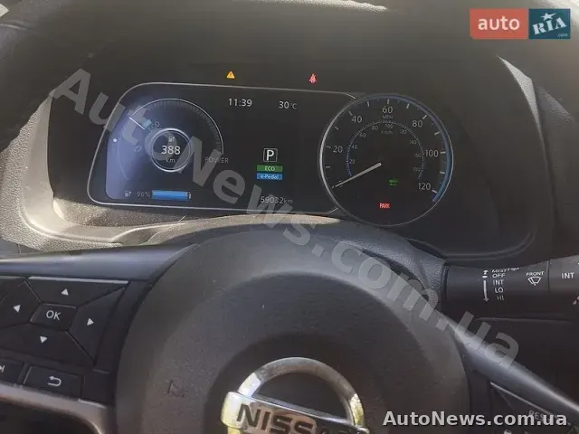 2020 Nissan Leaf, VIN 1N4BZ1CP2LC311323 — zdjęcie 7 (autoria)