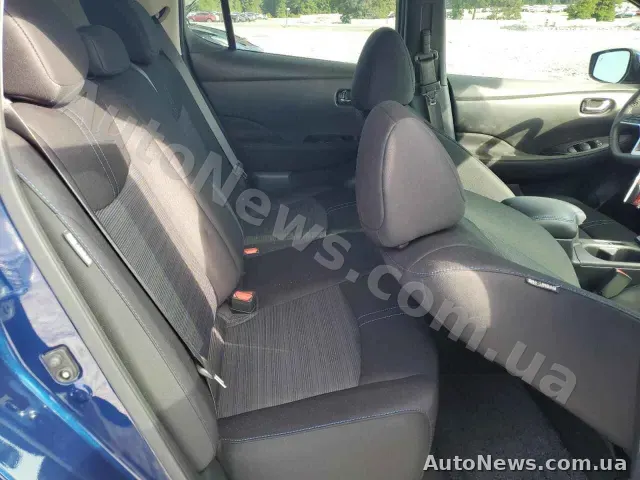 2020 Nissan Leaf, VIN 1N4BZ1CP2LC311323 — zdjęcie 10 (copart)
