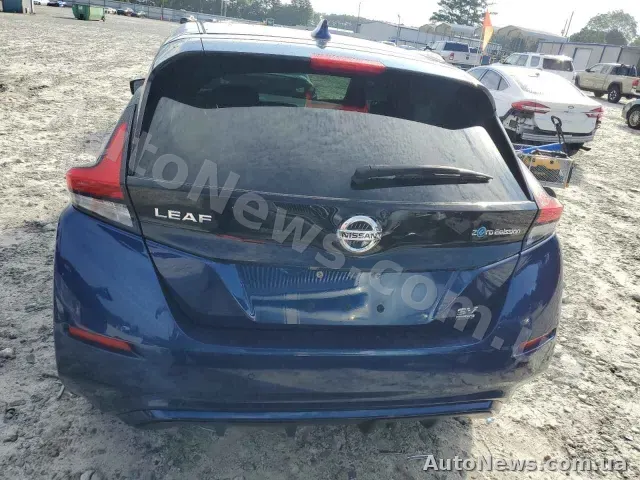 2020 Nissan Leaf, VIN 1N4BZ1CP2LC311323 — zdjęcie 6 (copart)