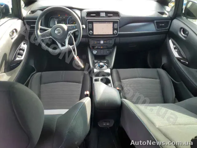 2020 Nissan Leaf, VIN 1N4BZ1CP2LC311323 — zdjęcie 8 (copart)