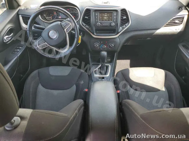 2017 Jeep Grand Cher — zdjęcie 8 (copart)