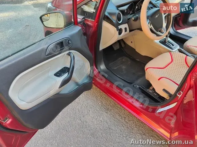 2017 Ford Fiesta, VIN 3FADP4BJ7HM132200, nr rej. КА1784ЕК — zdjęcie 9 (autoria)