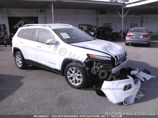 2016 Jeep Cherokee — zdjęcie 1 (iaai)