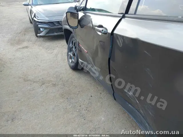 2023 Jeep Compass, VIN 3C4NJDDN5PT501785 — zdjęcie 36 (iaai)