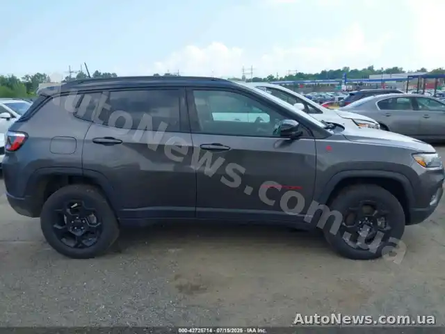 2023 Jeep Compass, VIN 3C4NJDDN5PT501785 — фото 13 (iaai)