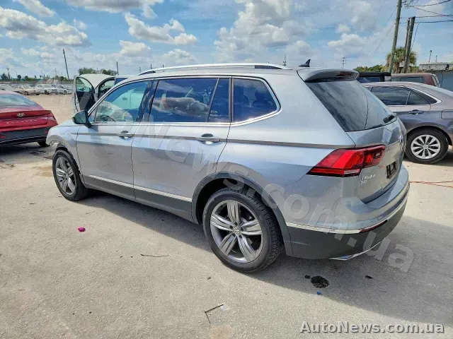 2021 Volkswagen Tiguan, VIN 3VV3B7AX0MM083980 — фото 2 (copart)