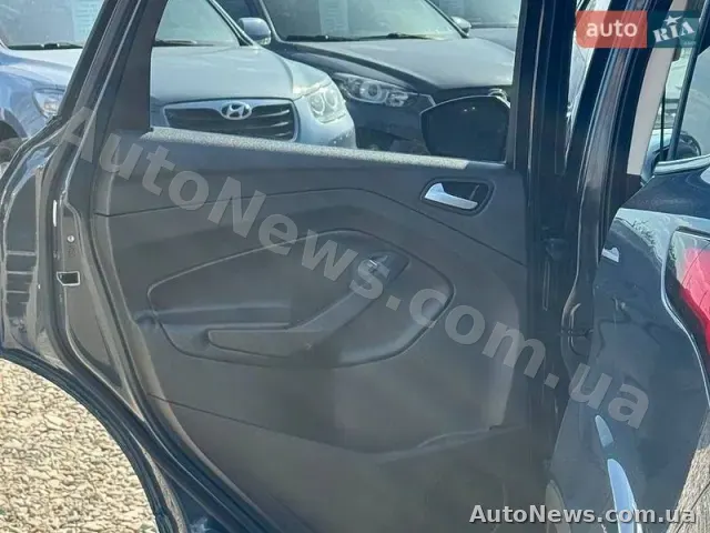2019 Ford Escape, VIN 1FMCU9HD3KUB70843 — фото 161 (autoria)