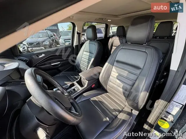 2019 Ford Escape, VIN 1FMCU9HD3KUB70843 — фото 22 (autoria)