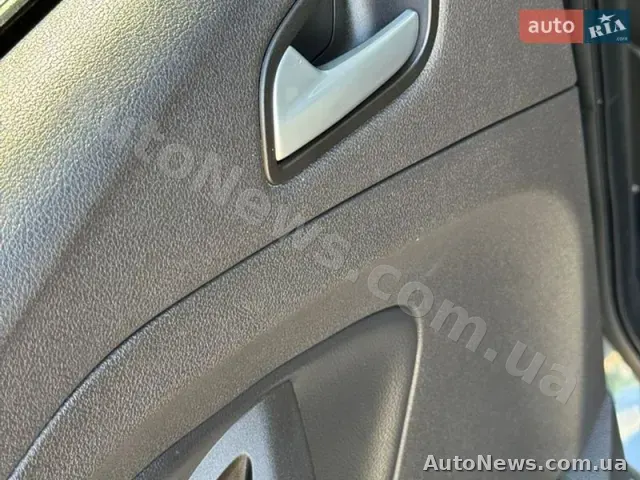 2019 Ford Escape, VIN 1FMCU9HD3KUB70843 — фото 26 (autoria)