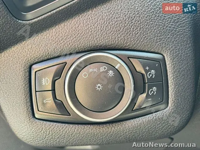 2019 Ford Escape, VIN 1FMCU9HD3KUB70843 — фото 30 (autoria)