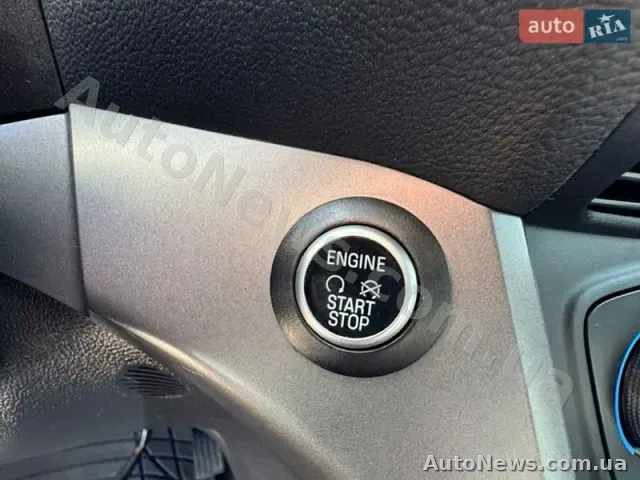 2019 Ford Escape, VIN 1FMCU9HD3KUB70843 — фото 36 (autoria)