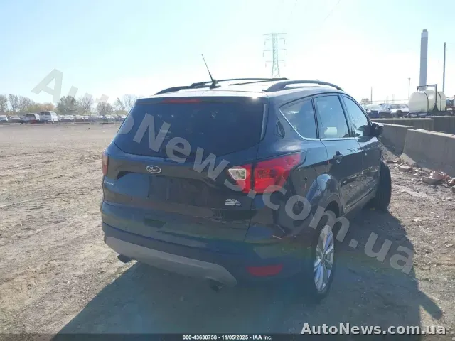 2019 Ford Escape, VIN 1FMCU9HD3KUB70843 — фото 21 (iaai)