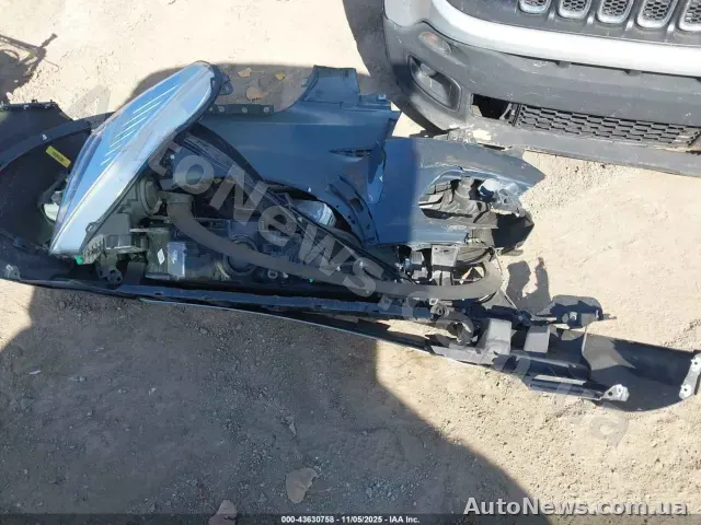 2019 Ford Escape, VIN 1FMCU9HD3KUB70843 — фото 29 (iaai)