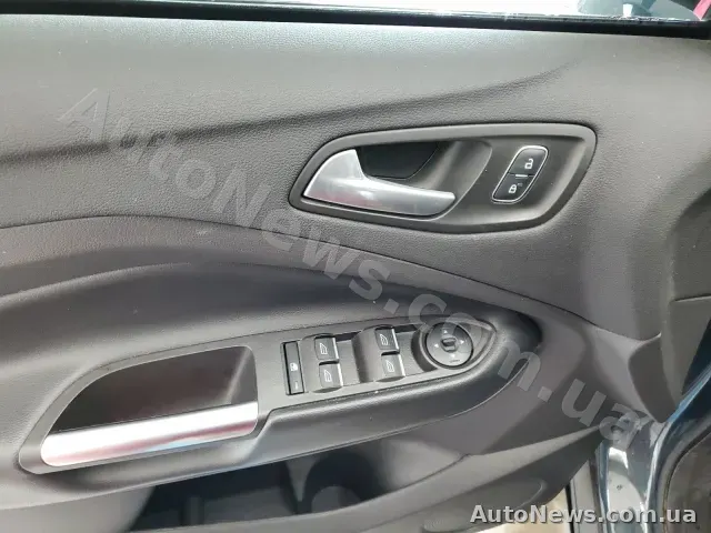 2019 Ford Escape, VIN 1FMCU9HD3KUB70843 — фото 9 (manheim)