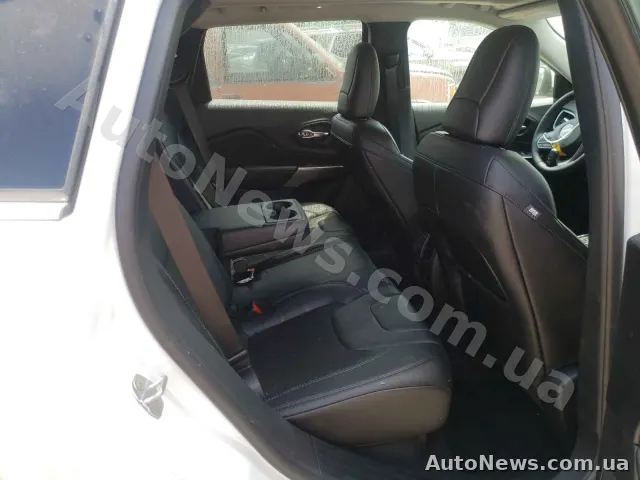 2021 Jeep Cherokee — фото 6 (copart)