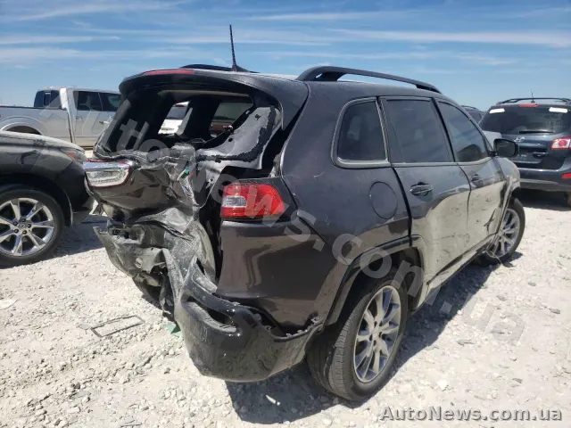 2017 Jeep Cherokee, VIN 1C4PJLCB0JD604961, nr rej. КА7465ІІ — zdjęcie 4 (copart)
