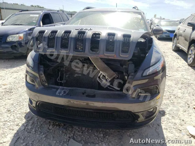 2017 Jeep Cherokee, VIN 1C4PJLCB0JD604961, nr rej. КА7465ІІ — zdjęcie 9 (copart)