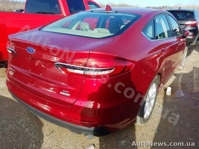 2019 Ford Fusion, VIN 3FA6P0HDXKR213365, держномер ВВ7337ЕА — фото 4 (copart)