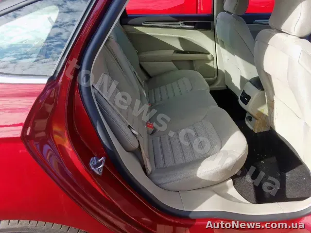 2019 Ford Fusion, VIN 3FA6P0HDXKR213365, держномер ВВ7337ЕА — фото 6 (copart)