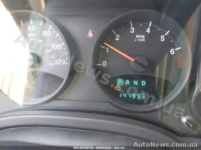 2013 Jeep Compass — фото 7 (iaai)