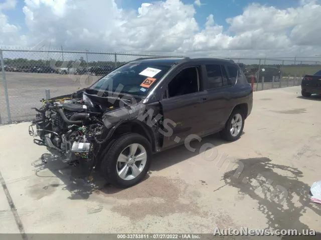 2017 Jeep Compass — фото 2 (iaai)