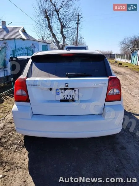 2011 Dodge Caliber — фото 2 (autoria)
