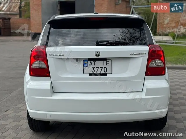 2011 Dodge Caliber — фото 24 (autoria)