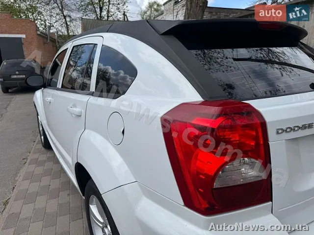 2011 Dodge Caliber — фото 25 (autoria)