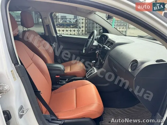 2011 Dodge Caliber — фото 35 (autoria)