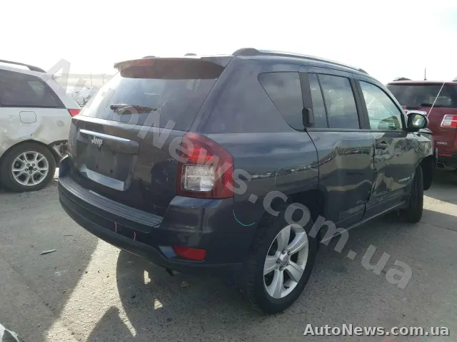 2014 Jeep Compass — zdjęcie 4 (copart)