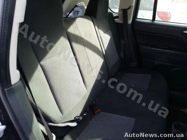 2014 Jeep Compass — zdjęcie 6 (copart)