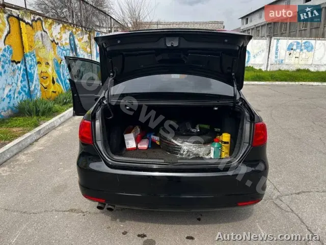 2010 Volkswagen Jetta, VIN 3VW2K7AJ3BM042856, nr rej. ВІ6022НТ — zdjęcie 8 (autoria)