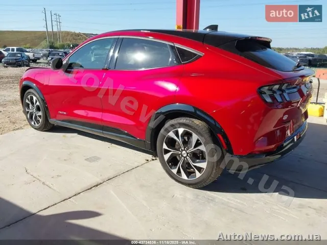 2021 Ford Mustang Mach-E, VIN 3FMTK3SU6MMA43085 — photo 3 (autoria)