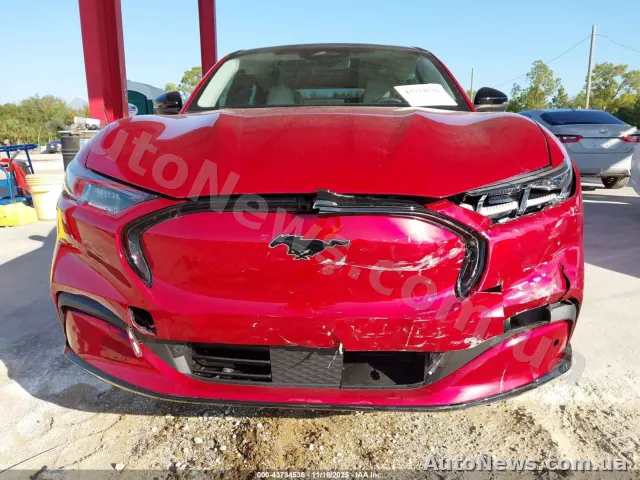 2021 Ford Mustang Mach-E, VIN 3FMTK3SU6MMA43085 — photo 6 (iaai)