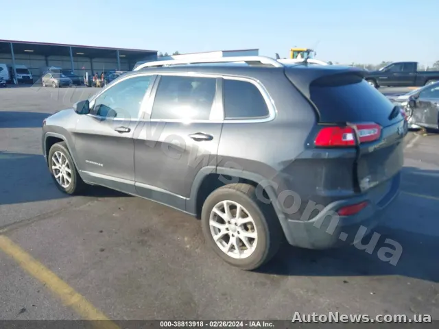 2015 Jeep Cherokee, VIN 1C4PJLCB1FW656823, plate АМ6705НТ — photo 3 (iaai)
