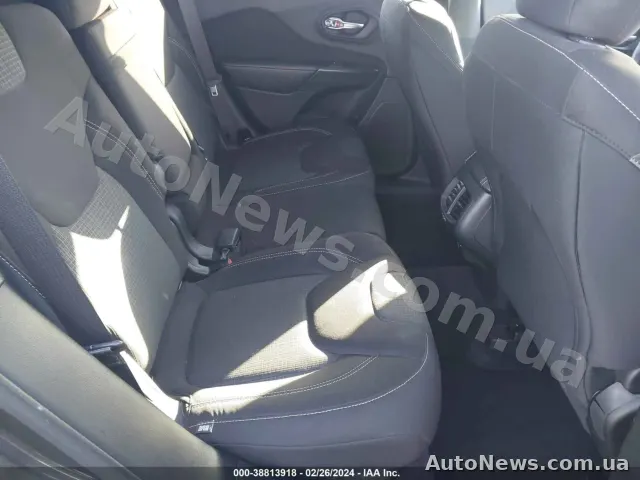 2015 Jeep Cherokee, VIN 1C4PJLCB1FW656823, plate АМ6705НТ — photo 8 (iaai)